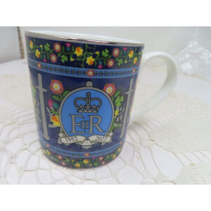 Halcyon Days Bone China Mug Queen Elizabeth II Platinum Jubilee